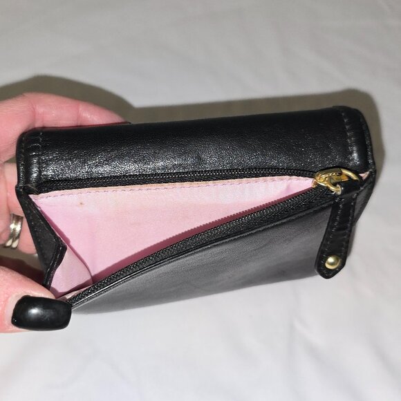 Coach Black Leather Tri-Fold Wallet with a Gold-Tone Logo, Snap Closure - Picture 6 of 6